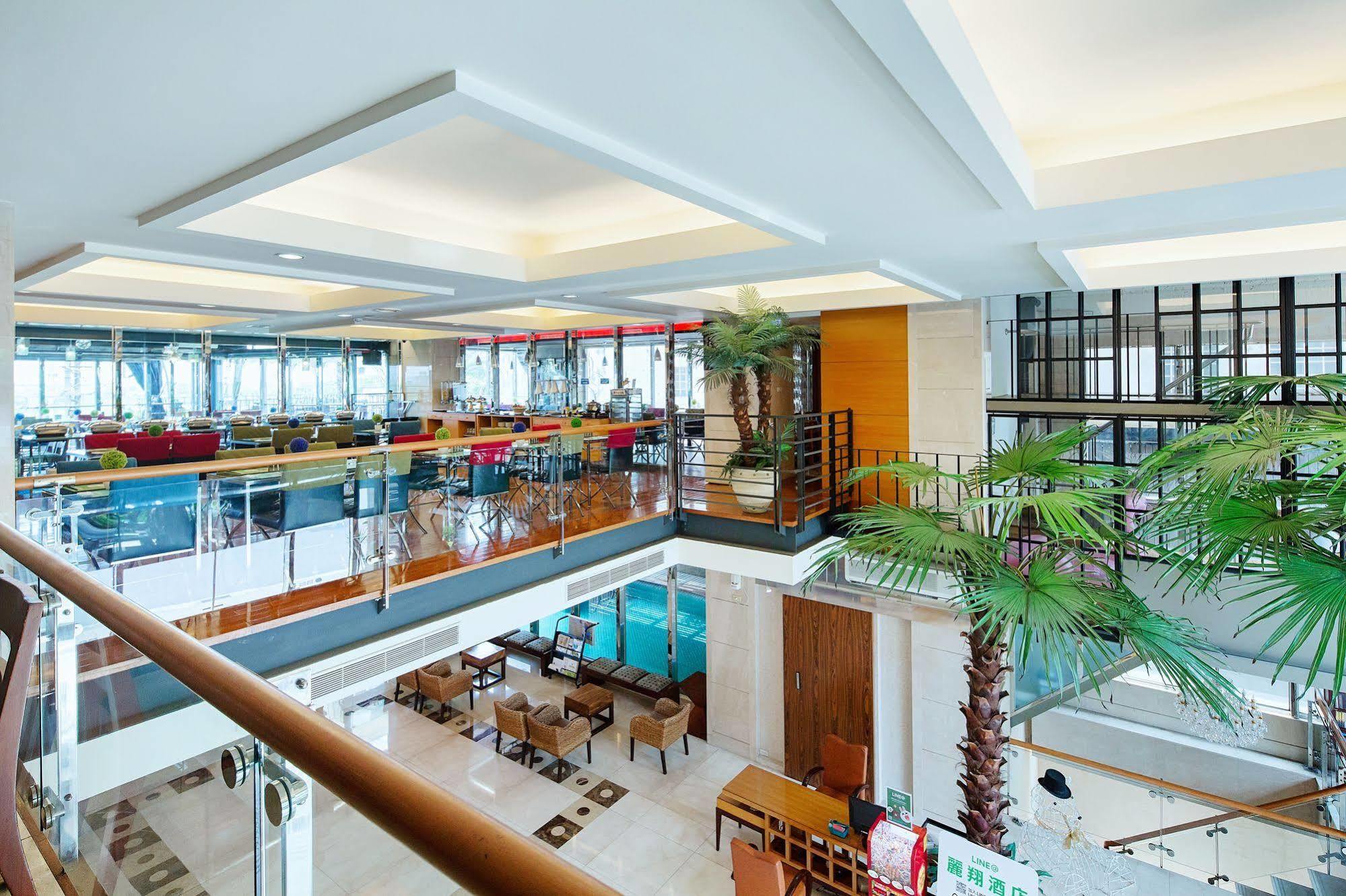 Hotel Les Champs Jiaoxi Exterior photo