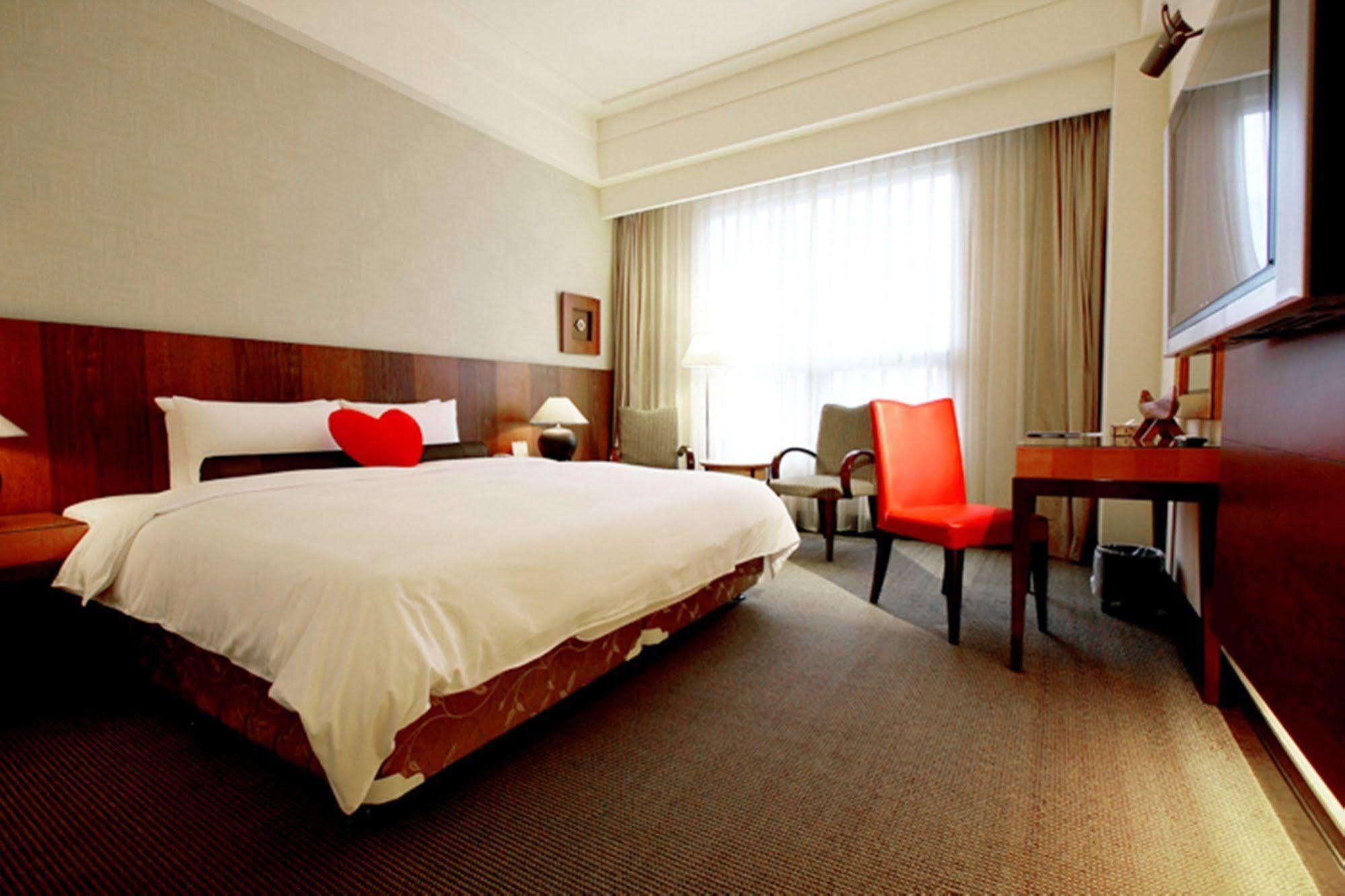 Hotel Les Champs Jiaoxi Exterior photo